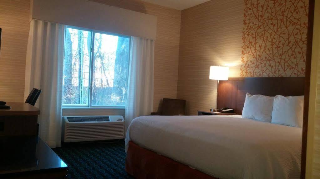 Fairfield Inn Concord Luaran gambar